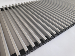 Решетка Gekon UNA L126.5 W22.0